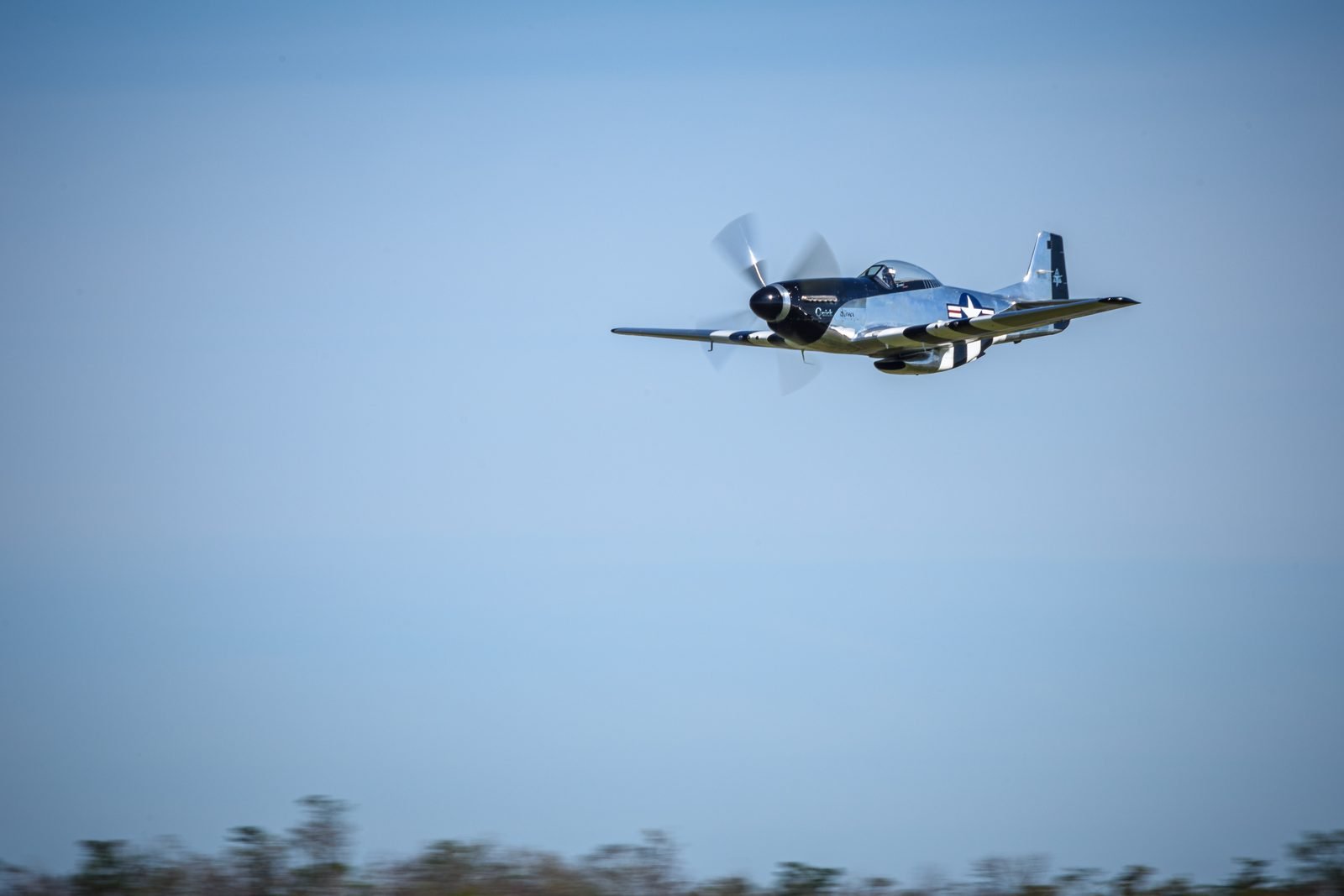 Vintage P-51 Mustang in flight